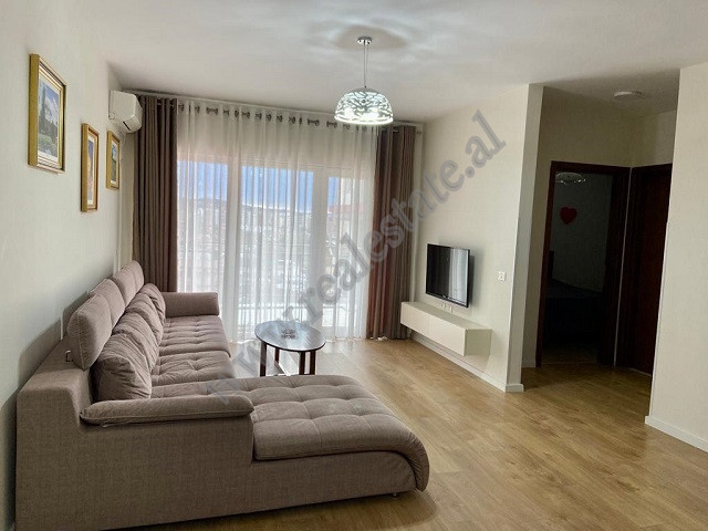 Apartament 2+1 me qira ne zonen e Ish Fushes se Aviacionit ne Tirane